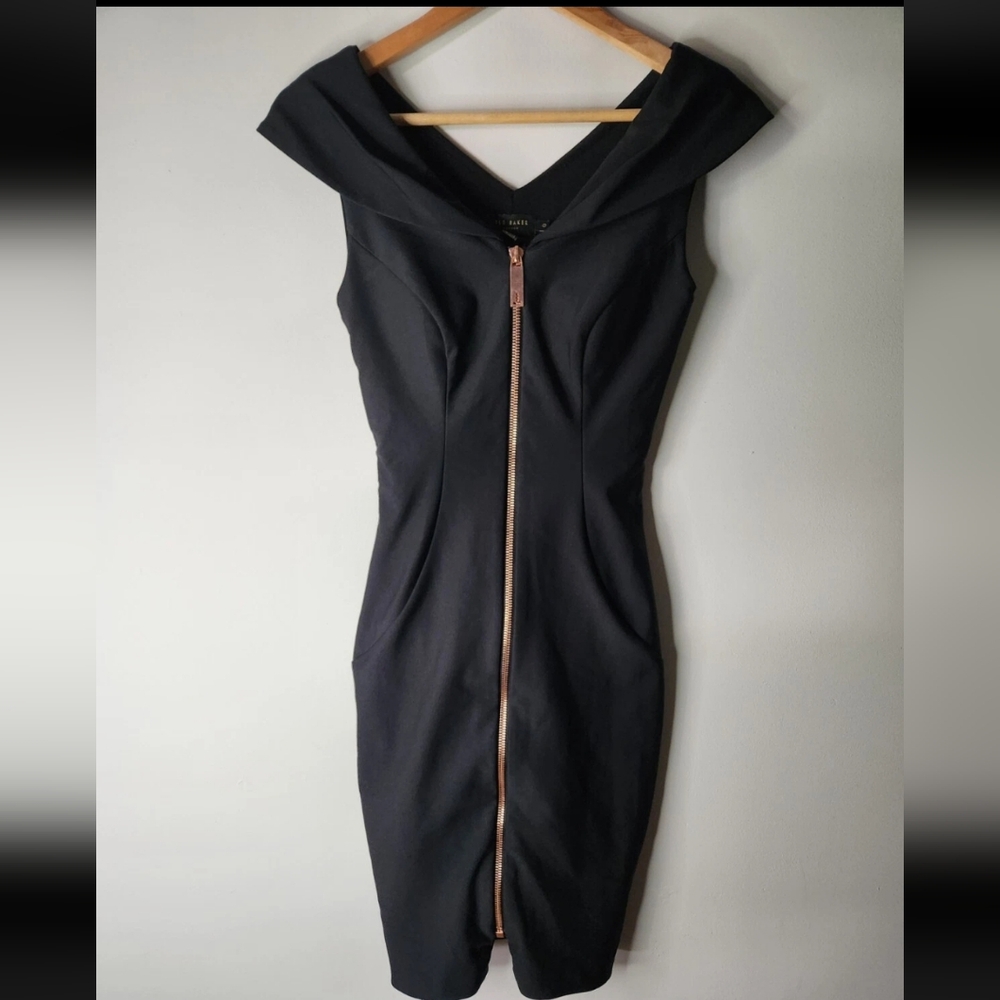 Ted Baker (0) Elegant Black Off-Shoulder Dress